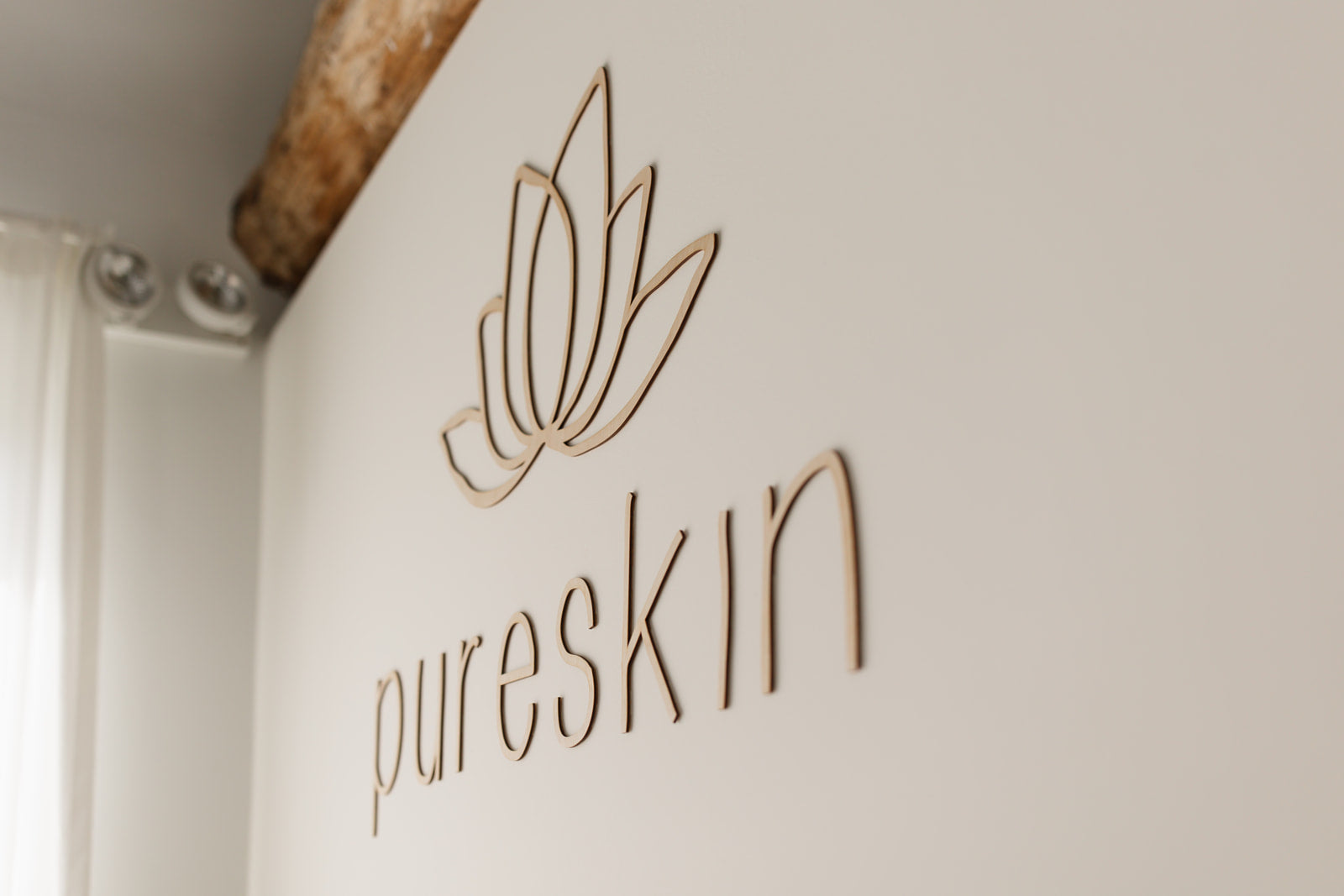 jlstudioo-pureskin-september-39_websize_636b1ec7-a49f-4766-851f-7bf1eb87b342.jpg